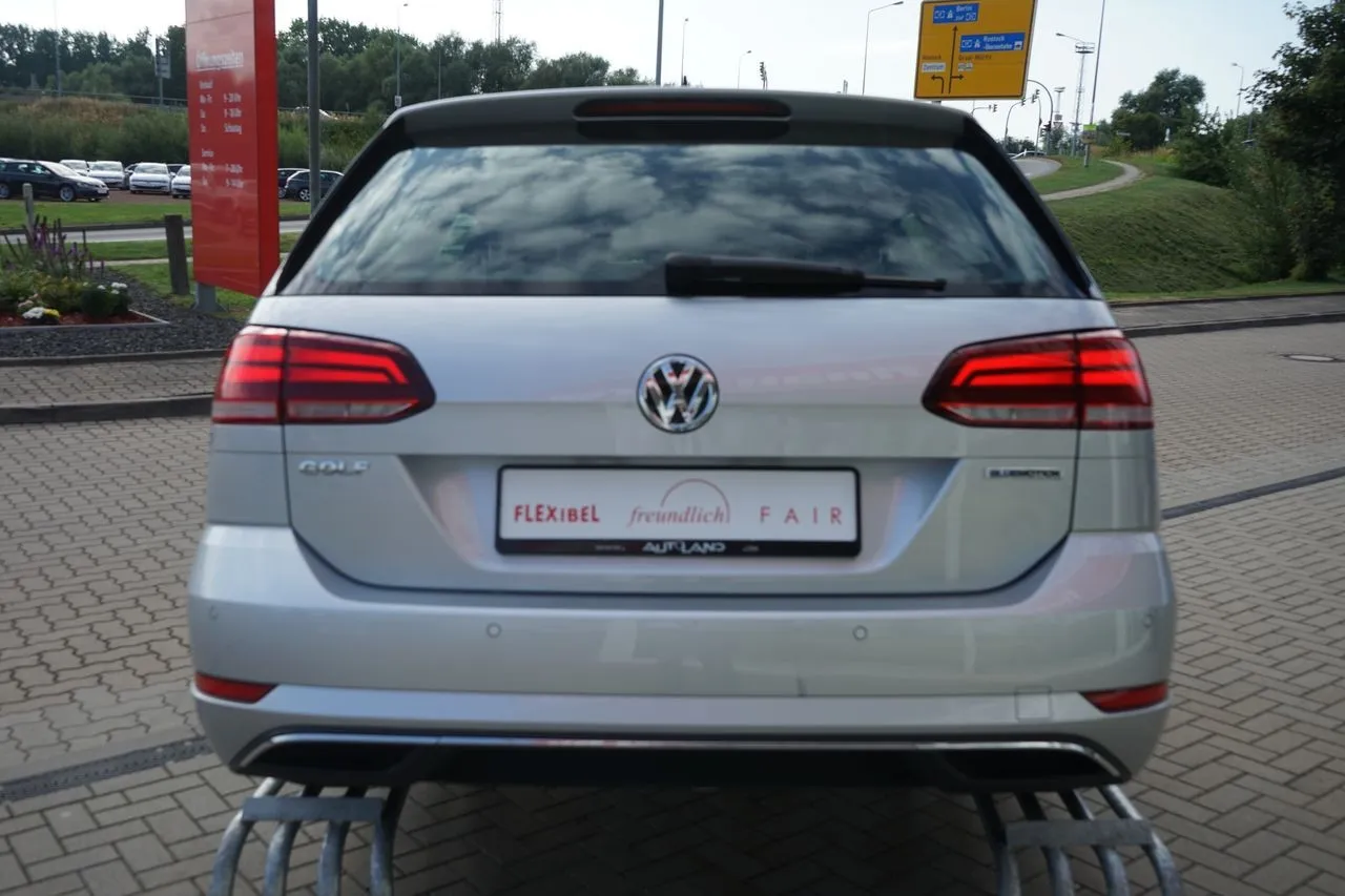 Volkswagen Golf Variant 1.5 TSI Navi Tempomat...  Image 3